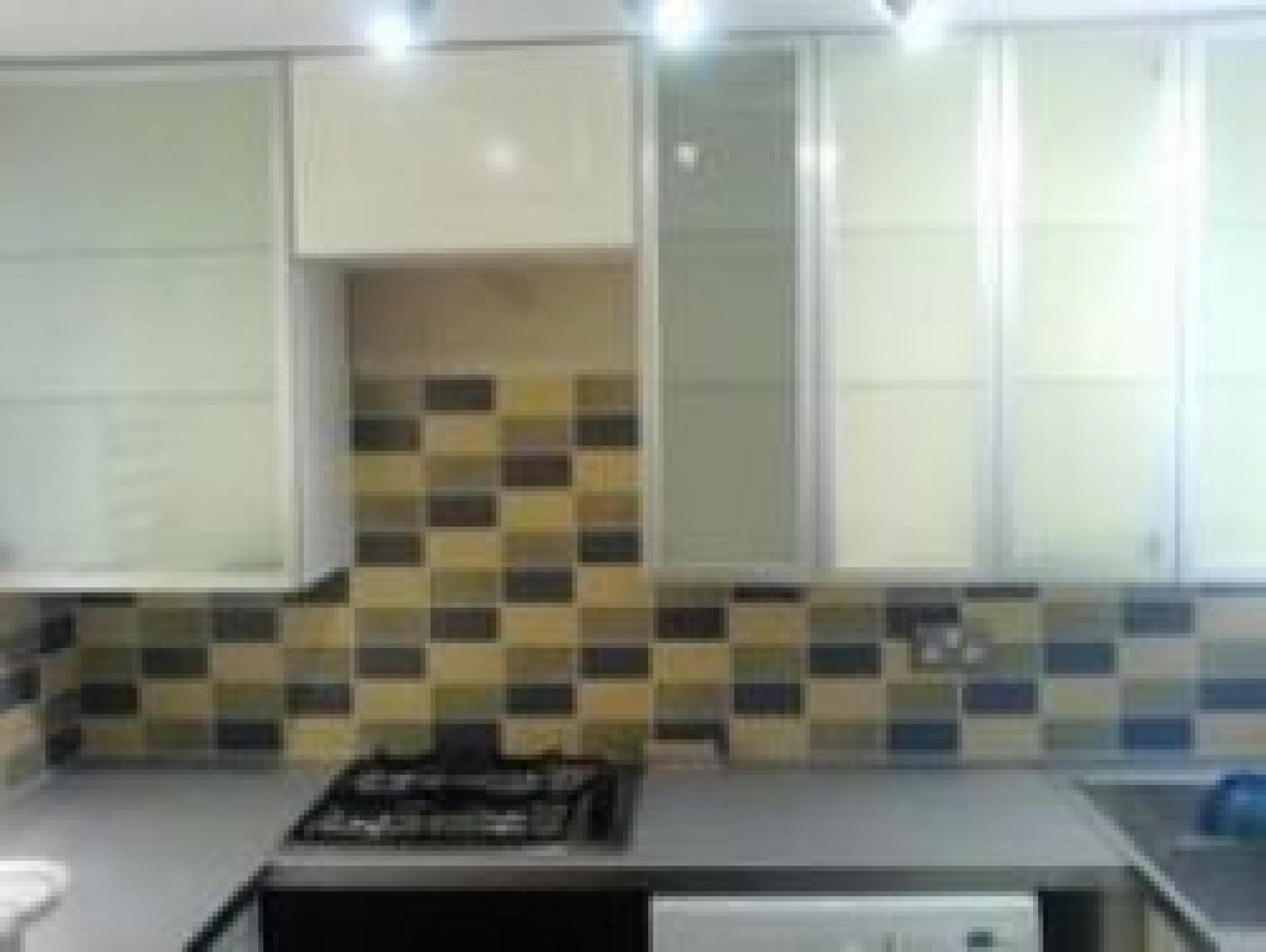 			ONE BED PLUS STUDY, 1 Bedroom, 1 bath, 1 reception Flat			 Broadhurst Gardens, WEST HAMPSTEAD NW6